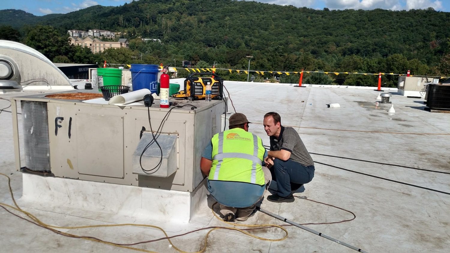 Read more about the article Commercial Roof Maintenance Costs