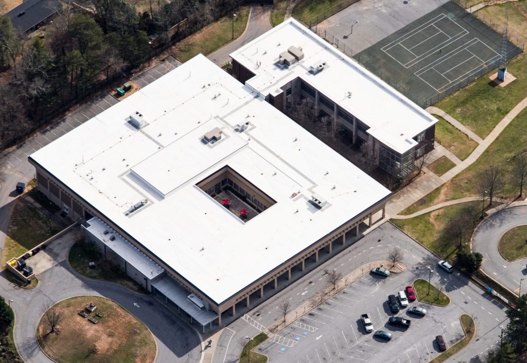 How long does a commercial roof last?