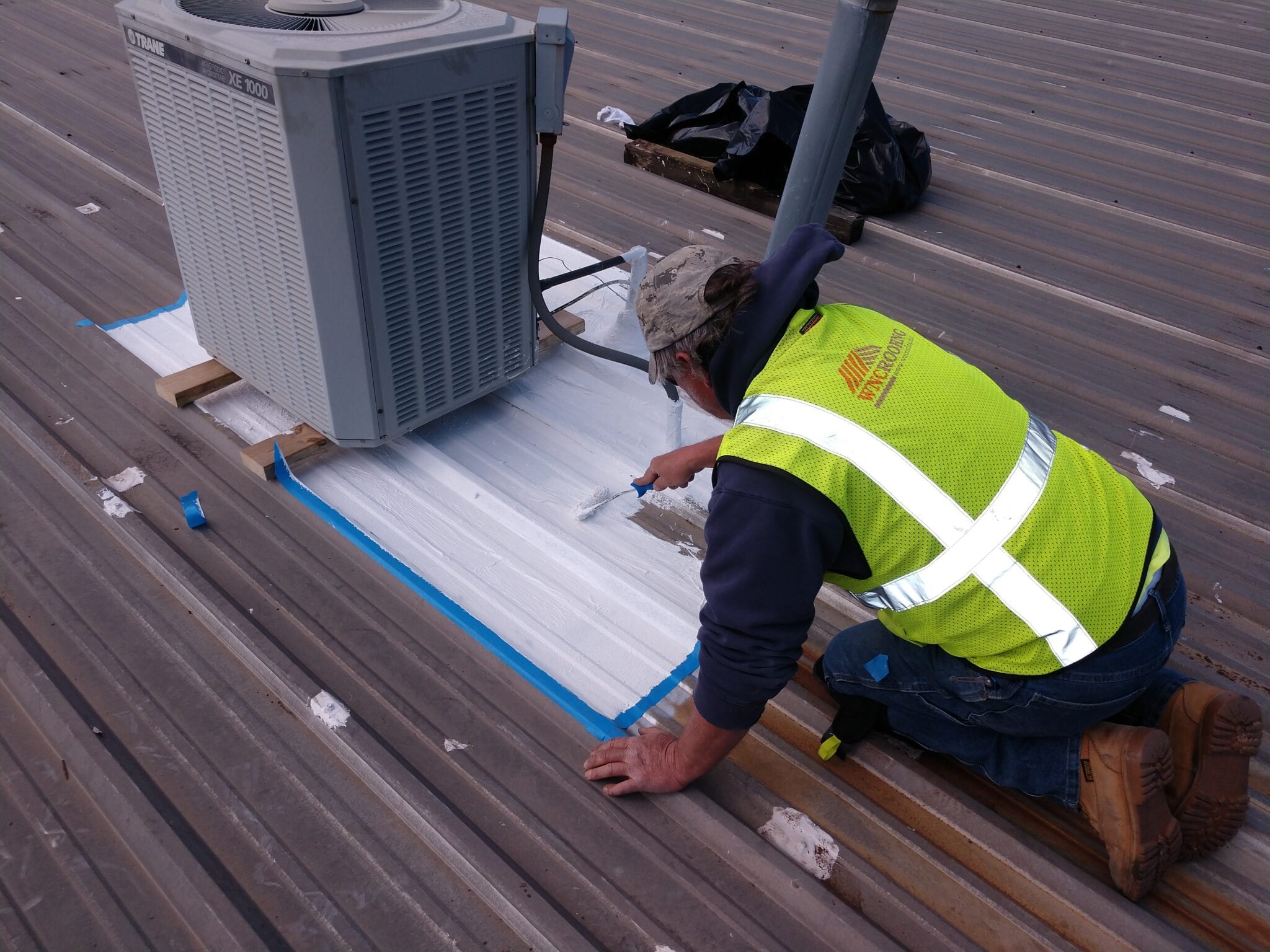 You are currently viewing Why Have a Commercial Roof Maintenance Plan?