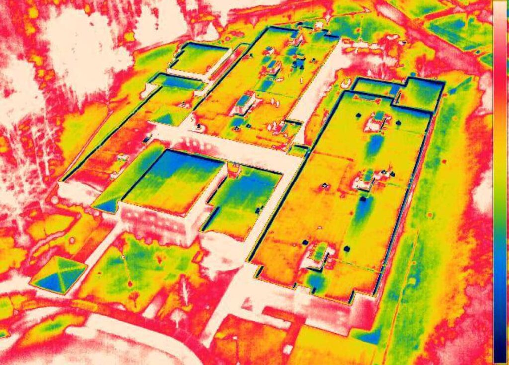 Thermal scan of flat roof