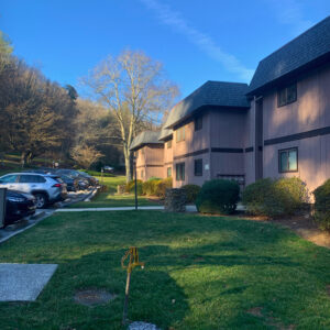 Laurel Park Villas